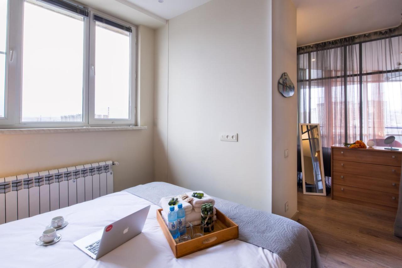 Hotelise L Bird Eye Apartment Erevan Esterno foto