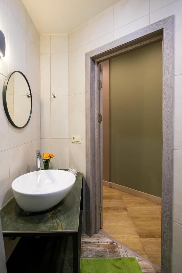 Hotelise L Bird Eye Apartment Erevan Esterno foto